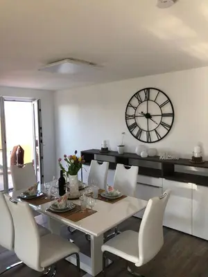 Ein Sitzbereich in der Unterkunft Moderne Neubauwohnung
