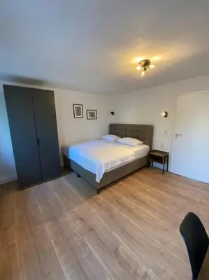 Ein Bett oder Betten in einem Zimmer der Unterkunft Nisay Home - 4 Room Apartment - A2