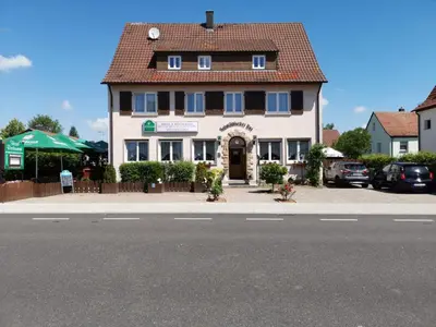 Das Gebäude in dem sich das Hotel befindet