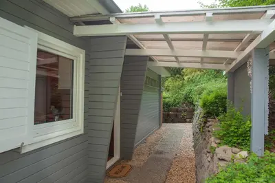 Ein Garten an der Unterkunft Ferienhaus Auszeit