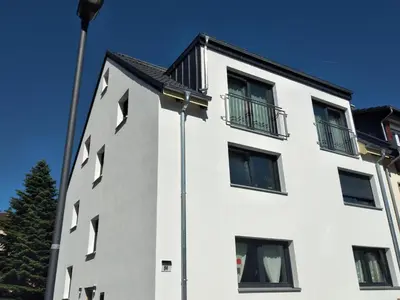Das Gebäude in dem sich die Ferienwohnung befindet