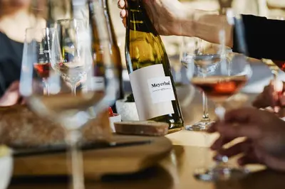 Getränke in der Unterkunft MEYERHOF - Bioweingut, Vinothek & Gästehaus