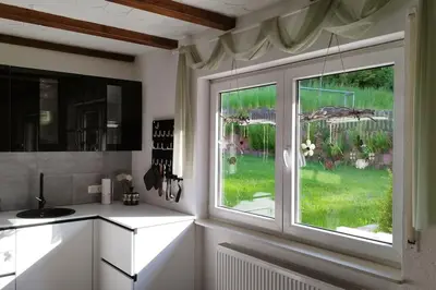 Ein Garten an der Unterkunft Ferienwohnung Schmidt