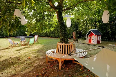 Ein Garten an der Unterkunft Gute Lage Ferienwohnungen