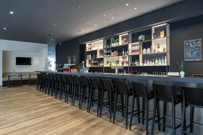 Lounge oder Bar in der Unterkunft IntercityHotel Heidelberg