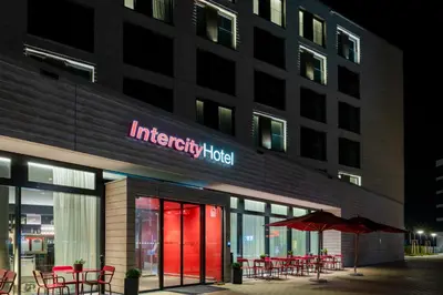 Das Gebäude in dem sich das Hotel befindet