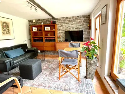 TV/Unterhaltungsangebot in der Unterkunft Herzensort - idyllisches Gästehaus für 2 im Garten