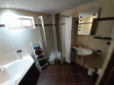 Ein Badezimmer in der Unterkunft Ferienwohnung Gisela