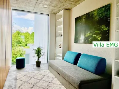 Grundriss der Unterkunft Luxus Design Ferienhaus Villa EMG Bensheim nah Frankfurt, Heidelberg mit Sauna, Schwimmteich, Garten für Familien und Gruppen bis 17 Personen