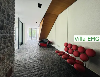 Grundriss der Unterkunft Luxus Design Ferienhaus Villa EMG Bensheim nah Frankfurt, Heidelberg mit Sauna, Schwimmteich, Garten für Familien und Gruppen bis 17 Personen