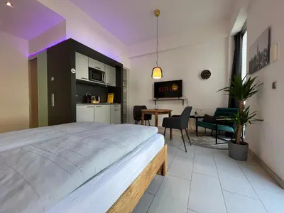 TV/Unterhaltungsangebot in der Unterkunft The East Apartment by Rabe - Parkplatz, Smart-TV, Netflix