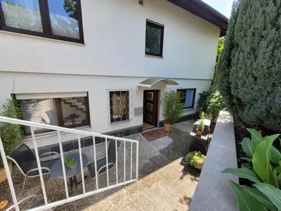 Ein Balkon oder eine Terrasse in der Unterkunft Ferienwohnung Riesling