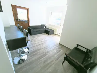 Ein Sitzbereich in der Unterkunft FMI13Furnished Accommodation