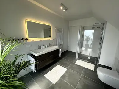 Ein Badezimmer in der Unterkunft Vyne Apartments - Dachterrasse - Grill - Parkplatz