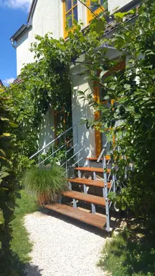 Ein Garten an der Unterkunft Ferienwohnung Strata Montana