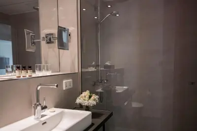Ein Badezimmer in der Unterkunft Suytes