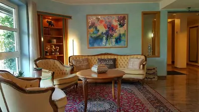 Ein Sitzbereich in der Unterkunft Hotel in den Herrnwiesen
