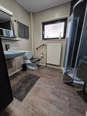 Ein Badezimmer in der Unterkunft Ferienwohnung Waldliebe Hinterweidenthal