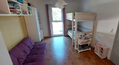 Ein Etagenbett oder Etagenbetten in einem Zimmer der Unterkunft Familienparadies in Pforzheim am Schwarzwald
