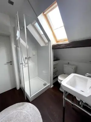 Ein Badezimmer in der Unterkunft Ferienwohnung im 'Schmoller - Hof'