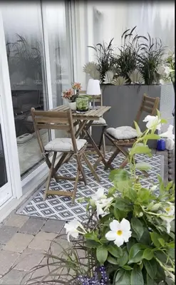 Ein Garten an der Unterkunft Ferienwohnung in Maikammer