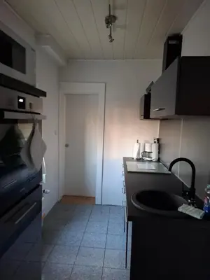 Küche/Küchenzeile in der Unterkunft Schöne 3 Zi. Ferienwohnung vor den Toren Frankfurt