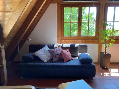 Ein Sitzbereich in der Unterkunft Traumblick Rebenmeer