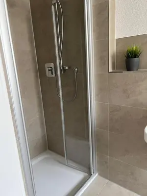 Ein Badezimmer in der Unterkunft New Age Boardinghaus Bad Wimpfen