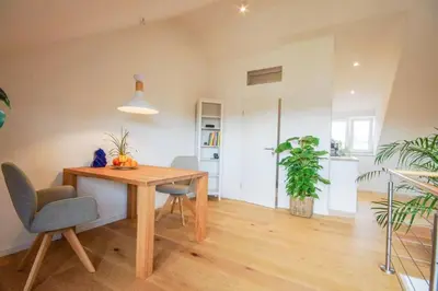 Grundriss der Unterkunft Modernes und helles Apartment im Loft Stil