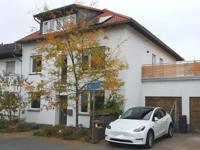 Das Gebäude in dem sich die Ferienwohnung befindet