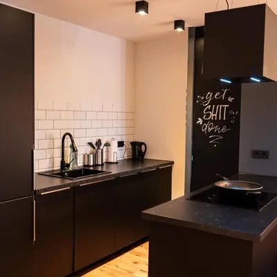 Küche/Küchenzeile in der Unterkunft M Apartment Charme - gemütlich geräumig heimisch