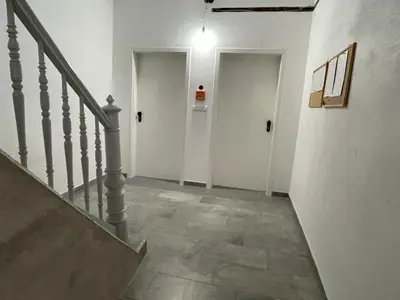Grundriss der Unterkunft Timeless: Große Moderne 4 Zimmer Wohnung