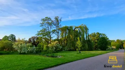 Ein Garten an der Unterkunft TOP 3-Zimmerwohnung nähe Kurpark