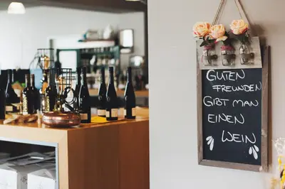 Getränke in der Unterkunft Weinhotel Kaisergarten