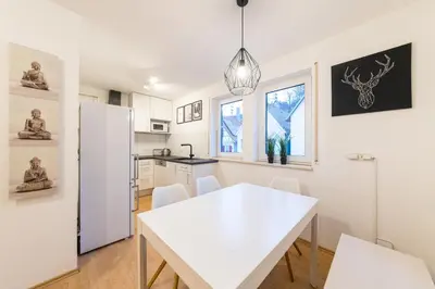 Küche/Küchenzeile in der Unterkunft NEW Luxury Apartment in Heilbronn, Ludwigsburg, Backnang, Stuttgart