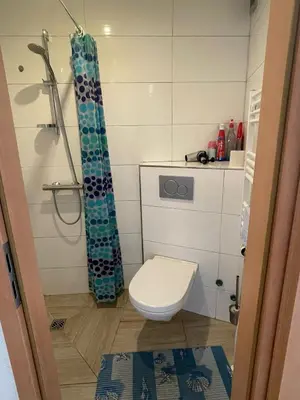 Ein Badezimmer in der Unterkunft Schönes gemütlicher Zimmer In Zentrum Rüsselsheim
