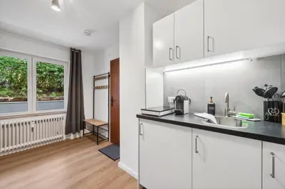 Küche/Küchenzeile in der Unterkunft KStay Apartments - Kaiserberg - Kitchen - WIFI - Parking