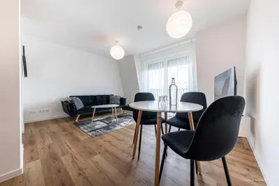 Ein Sitzbereich in der Unterkunft XXL Design-Appartement Artdesign - 8 Pers - nähe Speyer Mannheim Heidelberg