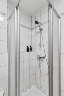 Ein Badezimmer in der Unterkunft WINETIME - für 3 - nähe Madenburg - Burg Landeck