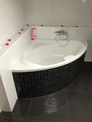 Ein Badezimmer in der Unterkunft STN Deluxe Suite - Ferienwohnung mit 2 Schlafzimmer & Parkplatz, Highspeed WLAN, Netflix Premium, Zentral zu Audi & Schwarz Gruppe