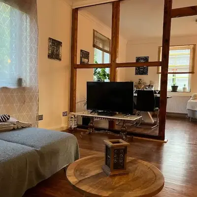 Sandys Cozy Stone Cottage