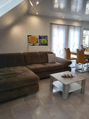 Ein Sitzbereich in der Unterkunft Ferienwohnung Sabine