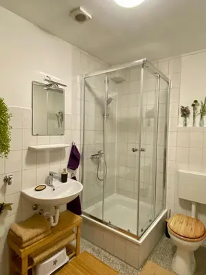 Ein Badezimmer in der Unterkunft Die 2eitwohnung
