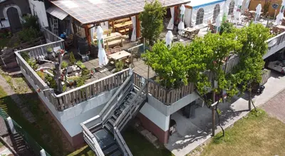 Ein Garten an der Unterkunft Landhotel Engel