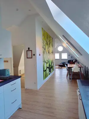 Küche/Küchenzeile in der Unterkunft Direkt am Wald mit Panoramablick bis zur Pfalz