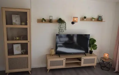 TV/Unterhaltungsangebot in der Unterkunft Schwieberdinger Sonnenterrassen-Wohnung