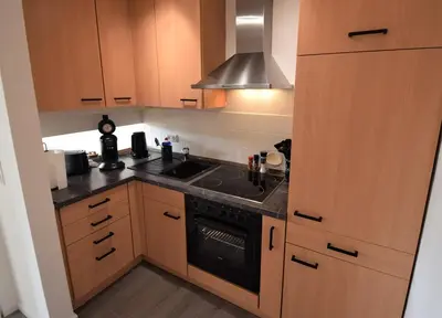 Küche/Küchenzeile in der Unterkunft Schwieberdinger Sonnenterrassen-Wohnung
