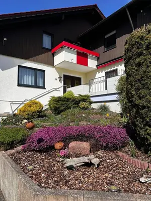 Das Gebäude in dem sich die Ferienwohnung befindet