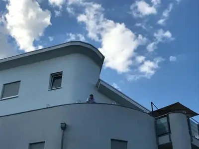 Das Gebäude in dem sich die Ferienwohnung befindet