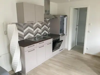 Küche/Küchenzeile in der Unterkunft 2 Zimmer Traum mit Terrasse am Kocher Jagst Radweg nähe Heilbronn